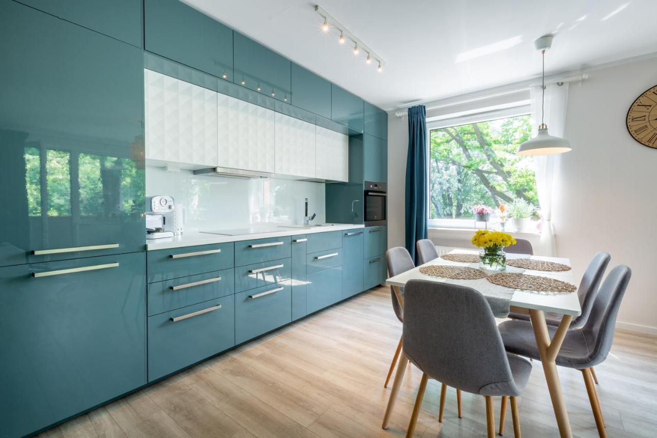 Sun House Apartment + Free Parking Breslavia Esterno foto